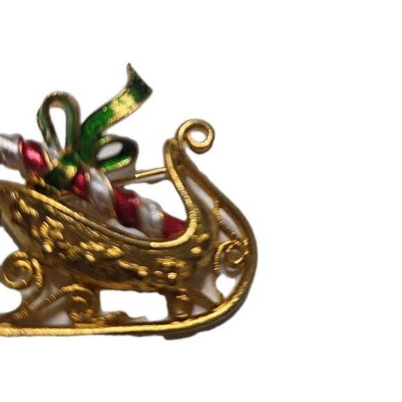 Vintage Sleigh With Candy Cane Pin Brooch Lapel Signed MYLU 2" X 1.75" - Picture 2 of 4
